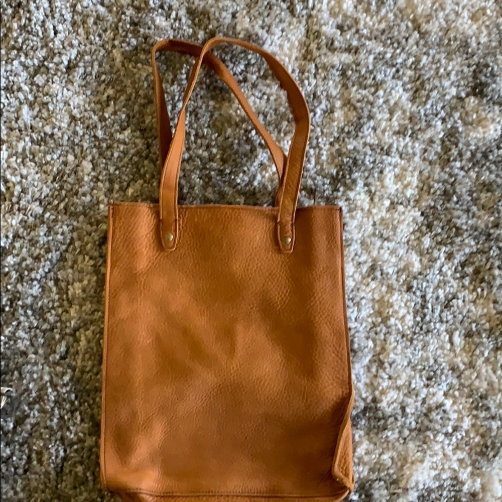 Duluth Trading Co Lifetime Leather Everyday Tote